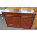 19TH CENTURY MAHOGANY SIDEBOARD WITH SINGLE DRAWER OVER 2 PANEL DOORS ON PLINTH BASE