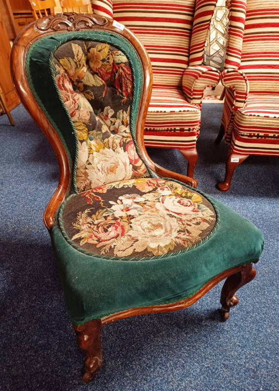 19TH CENTURY ROSEWOOD FRAMED LADY'S CHAIR WITH FLORAL TAPESTRY BACK & SEAT ON CABRIOLE SUPPORTS