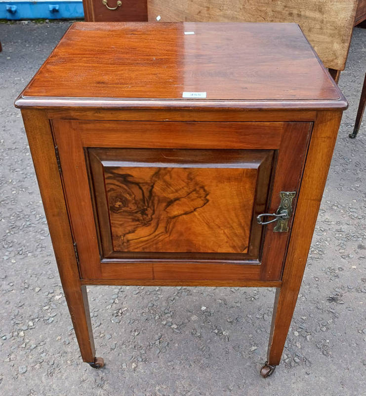 MAHOGANY SINGLE DOOR BEDSIDE CABINET ON SQUARE TAPERED SUPPORTS