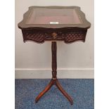 MAHOGANY BIJOUTERIE TABLE WITH SHAPED LIFT-UP TOP ON CENTRE PEDESTAL WITH 3 SPREADING SUPPORTS,