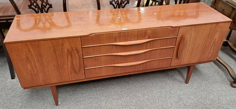 TEAK SIDEBOARD WITH 3 CENTRALLY SET DRAWERS FLANKED BY 2 PANEL DOORS,