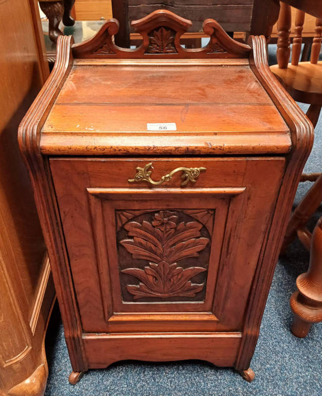 LATE 19TH CENTURY MAHOGANY PURDONIUM WITH CARVED PANEL FRONT & DECORATIVE BRASS ORMOLU HANDLES,