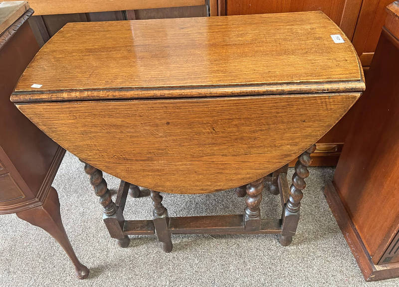 OAK DROP LEAF TABLE ON BARLEY TWIST SUPPORTS