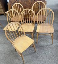 6 BLONDE BEECH ERCOL WINDSOR CHAIRS INCLUDING 2 ARMCHAIRS Condition Report: Not a