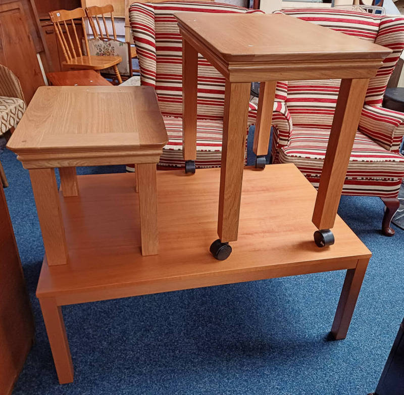 NEST OF 2 OAK TABLES & RECTANGULAR COFFEE TABLE