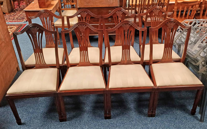 SET OF 8 LATE 20TH CENTURY MAHOGANY DINING CHAIRS ON SQUARE TAPERED SUPPORTS