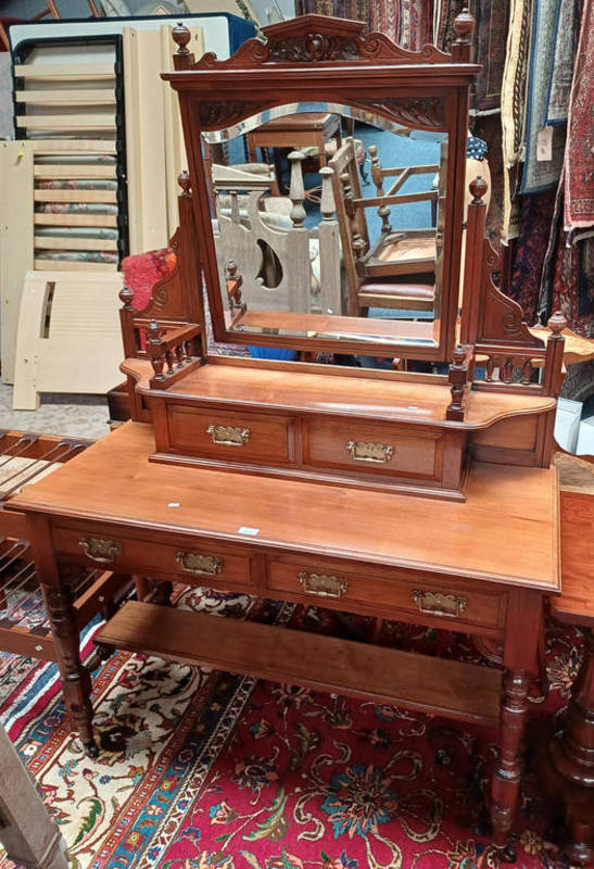 LATE 19TH CENTURY MAHOGANY DRESSING TALE WITH SWING MIRROR & 2 FRIEZE DRAWERS OVER BASE WITH 2