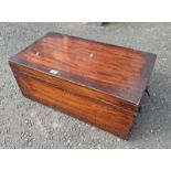 MAHOGANY BOX WITH LIFT LID TOP