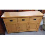 21ST CENTURY OAK SIDEBOARD WITH 3 DRAWERS OVER 3 PANEL DOORS