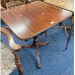 LATE 19TH CENTURY MAHOGANY FLIP TOP PEDESTAL TABLE ON 3 SPREADING SUPPORTS.