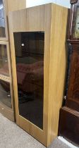 OAK DISPLAY CABINET WITH 2 GLAZED PANEL DOORS OPENING TO SHELVED INTERIOR.