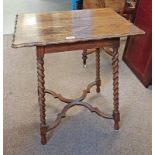 EARLY 20TH CENTURY OAK TABLE WITH SHAPED TOP ON BARLEY TWIST SUPPORTS WITH UNDERSTRETCHER,