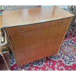 MID 20TH CENTURY TEAK CHEST OF 5 DRAWERS ON TAPERED SUPPORTS