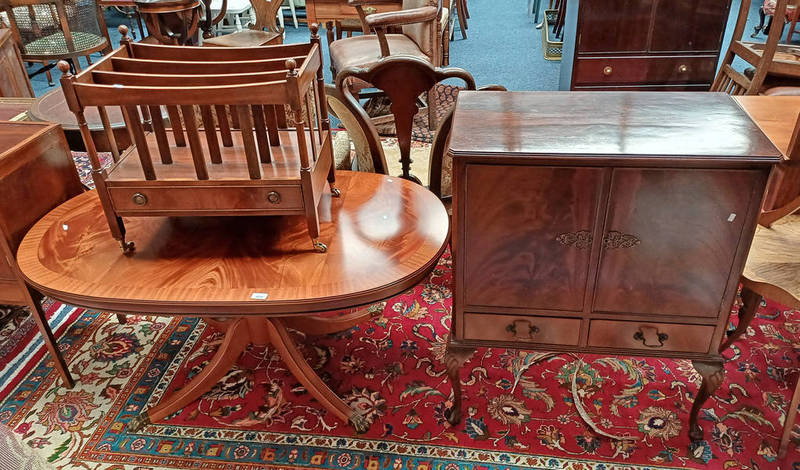 MAHOGANY CABINET WITH 2 PANEL DOORS OVER 2 DRAWERS ON QUEEN ANNE SUPPORTS, MAHOGANY CANTERBURY,