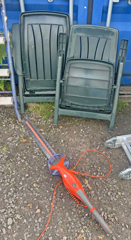 FLYMO EASICUT 600XT ELECTRIC HEDGE TRIMMER, 2 PLASTIC FOLDING GARDEN ARMCHAIRS, ETC.