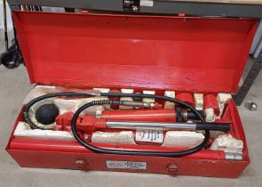 HYDRAULIC BODY-FRAME REPAIR KIT "SS" TYPE WITH 10 TON CAPACITY