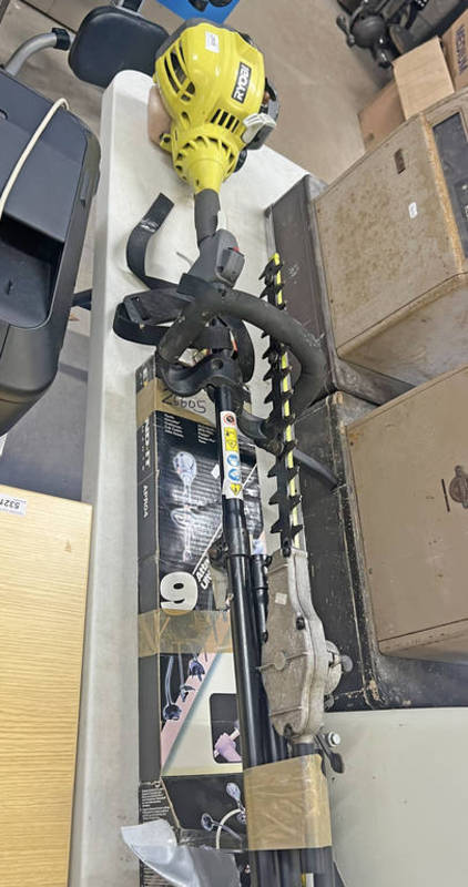 RYOBI POWER L+2 PETROL STRIMMER WITH ATTACHMENTS Condition Report: No fuel is