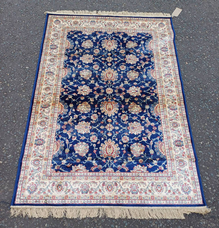 BLUE GROUND FULL PILE KASHMIR RUG ALL OVER FLORAL DESIGN 170 X 117CM Condition Report: