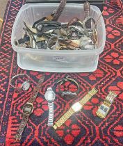 SELECTION OF MENS AND WOMEN'S WRISTWATCHES - ALL AS FOUND
