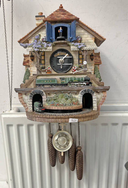 BRADFORD EXCHANGE THE FLYING SCOTSMAN CUCKOO CLOCK Condition Report: Sold as seen