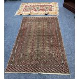 GREEN MIDDLE EASTERN RUG 125 X 190 CM AND A MULTI COLOURED MIDDLE EASTERN RUG 115 X 178 CM -2-
