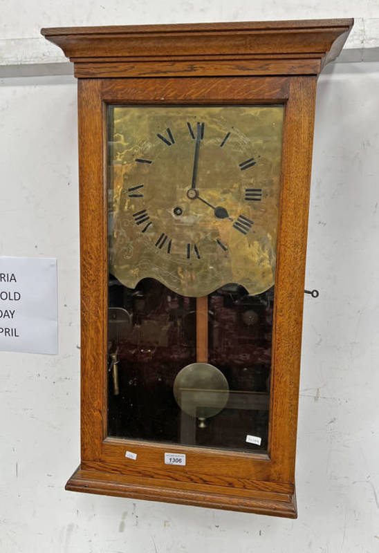 EARLY 20TH CENTURY OAK CASED WALL CLOCK WITH BRASS FACE,