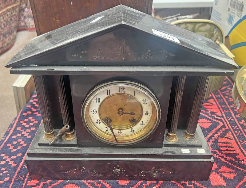 LATE 19TH OR EARLY 20TH CENTURY BLACK HARDSTONE MANTLE CLOCK WITH CORINTHIAN COLUMNS