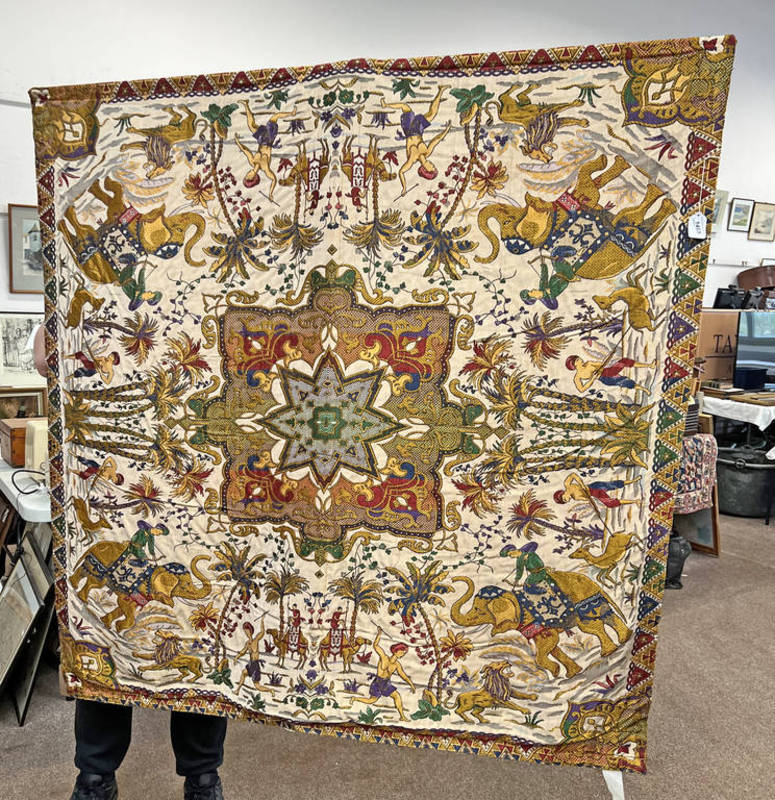 20TH CENTURY WALL TAPESTRY DECORATED WITH WARRIORS ON ELEPHANTS ETC 138CM X 143CM