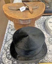 BLACK TOP HAT IN LEATHER CASE ETC Condition Report: Measurements: 16cm side to side,