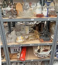 VARIOUS PORCELAIN WARE, ART GLASS VASE, GILT WALL BRACKET, BRASS DESK LAMP, VARIOUS CRYSTAL,