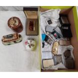 BOX OF LIGHTERS INCLUDING CALABRI, ZIPPO FORT GRANGE,