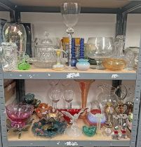 GOOD SELECTION OF ART GLASS, DARTINGTON ART GLASS VASE & BOX, LATE 19TH CENTURY CARNIVAL GLASS,