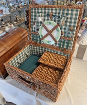 BASKET WORK PICNIC HAMPER WITH FITTED INTERIOR