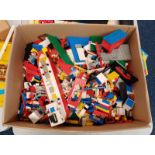 QUANTITY OF LOOSE LEGO