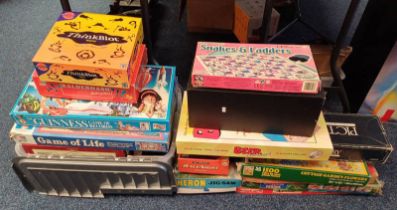 SELECTION OF VARIOUS BOARD GAMES ( ALL UNCHECKED) AND OTHERS.