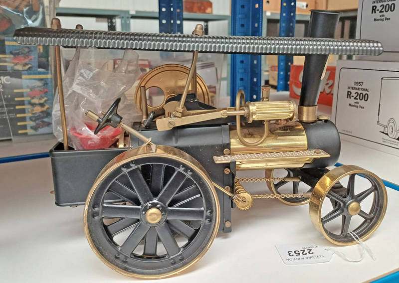 WILESCO 'OLD SMOKEY' BRASS TRACTION ENGINE