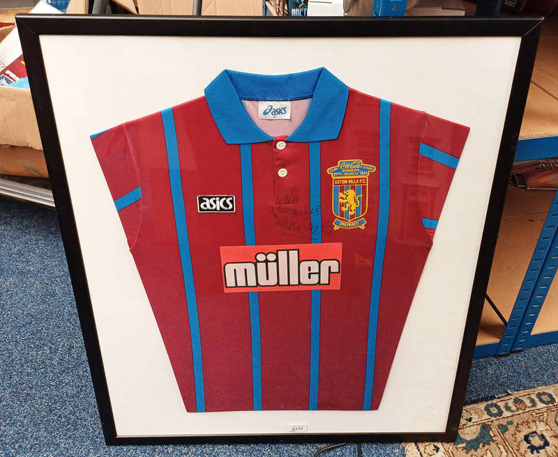 ASTON VILLA SIGNED DEAN SAUNDERS COCO-COLA 1994 CUP FINAL FRAMED SHIRT Condition Report: