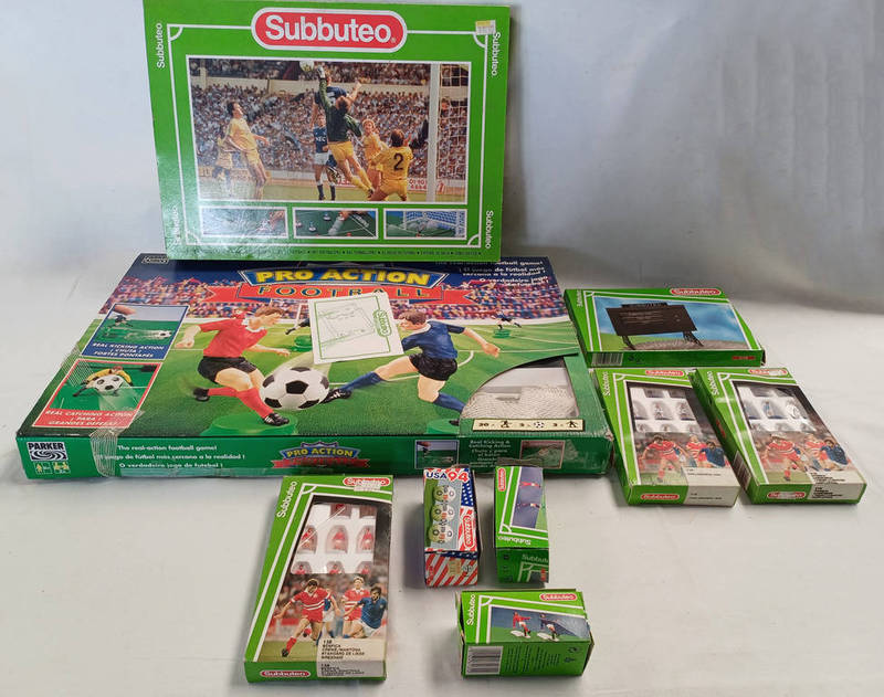 SUBBUTEO FOOTBALL SET TOGETHER WITH VARIOUS ADDITIONAL TEAMS & ACCESSORIES
