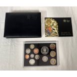 2009 DELUXE UK PROOF SET, 12 COINS £5 - 1P INCLUDING KEW GARDENS 50P, IN CASE OF ISSUE, WITH C.O.A.