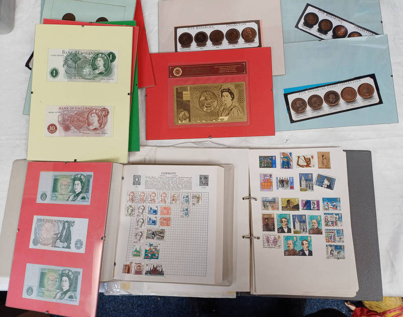 SELECTION OF VARIOUS HOMEMADE COIN AND BANKNOTE DISPLAYS TO INCLUDE 5 X 5 MONARCHS PENNY SETS,