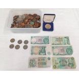 SELECTION OF VARIOUS WORLD COINS & BANKNOTES TO INCLUDE 1889 VICTORIA CROWN, SCOTTISH £1 BANKNOTES,