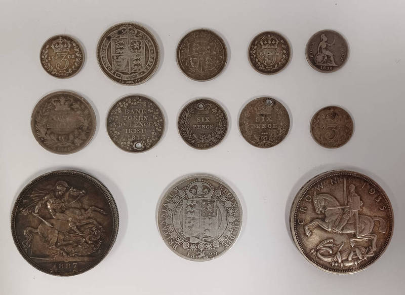 SELECTION OF VARIOUS BRITISH SILVER COINAGE TO INCLUDE 1887 & 1935 CROWNS, 1889 HALFCROWN,