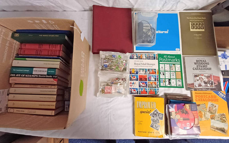 SELECTION OF COINS, PHILATELIC LITERATURE, OPTICAL ACCESSORIES, LOOSE STAMPS,