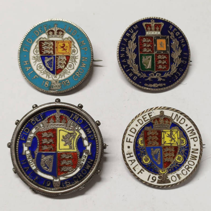 1881, 1893, 1901 & 1915 HALFCROWNS WITH ENAMELLED REVERSES & PIN FITTINGS,