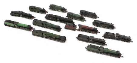 Dapol, Bachmann, Grafar And Others A Collection Of N Gauge Locomotives