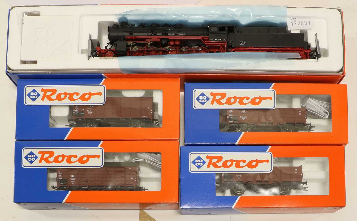 Roco HO Gauge Berlin Blockade Set - Image 2 of 4