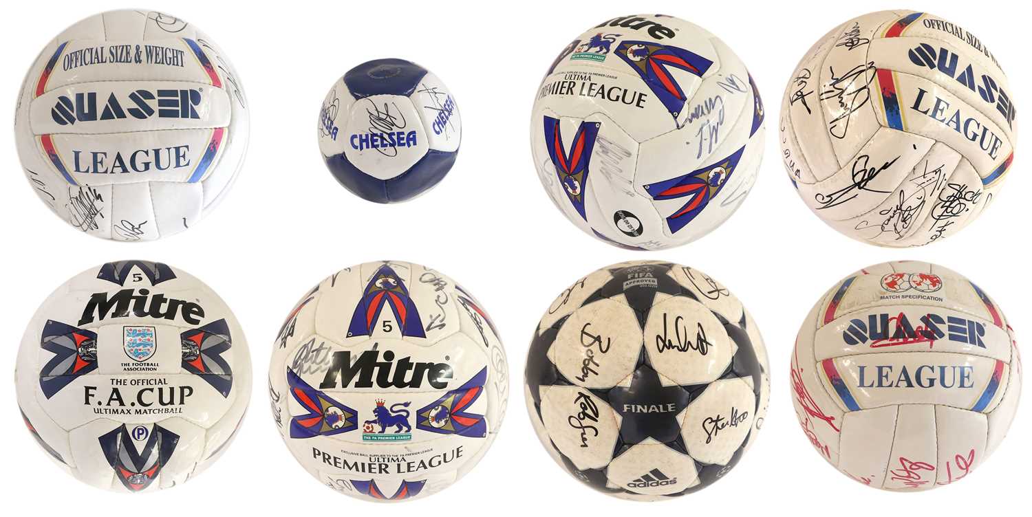 Autographs Footballs