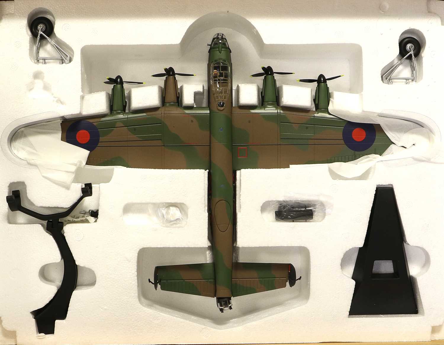 Corgi Aviation Archive AA32608 1:72 Scale Avro Lancaster MkIII