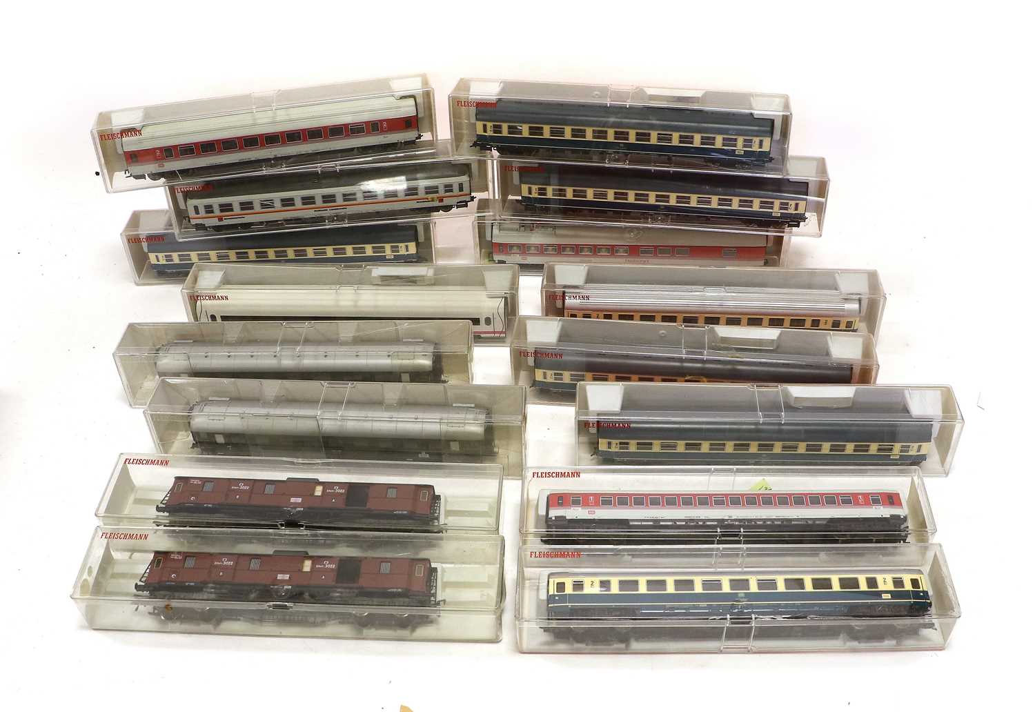 Fleischmann HO Gauge Coaches - Image 3 of 3