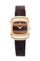 Baume & Mercier: A Lady's 18 Carat Gold Wristwatch, signed Baume & Mercier, Geneve, 1973, (calibre